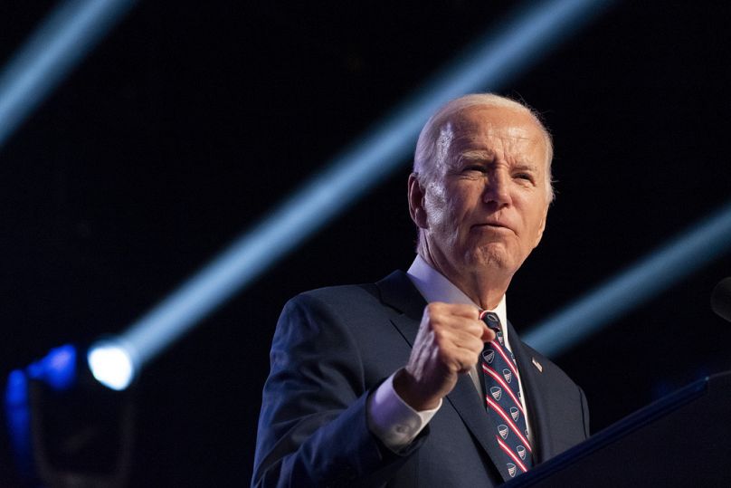 Prezydent Joe Biden przemawia podczas wydarzenia związanego z kampanią w Montgomery County Community College w Pensylwanii