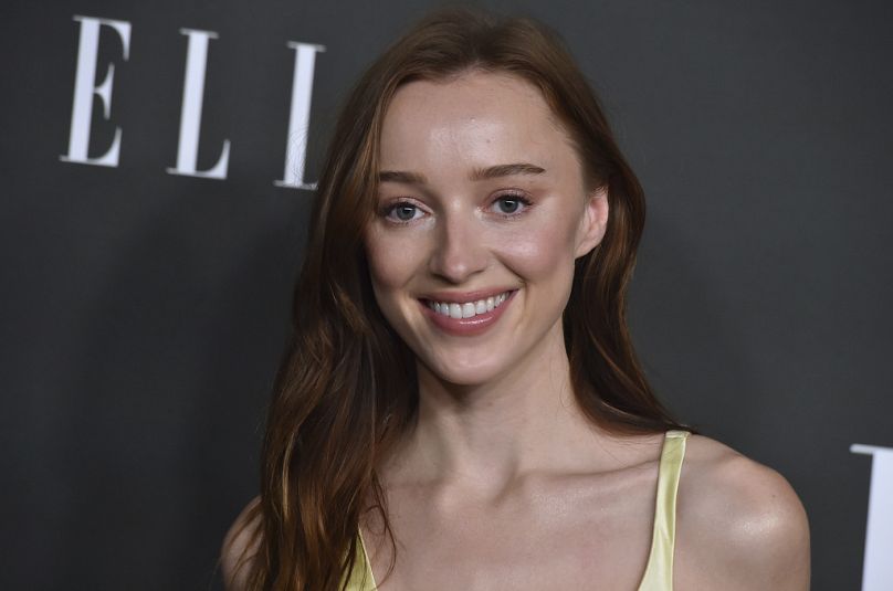 Phoebe Dynevor na uroczystości ELLE Women in Hollywood, wtorek, 5 grudnia 2023 r.