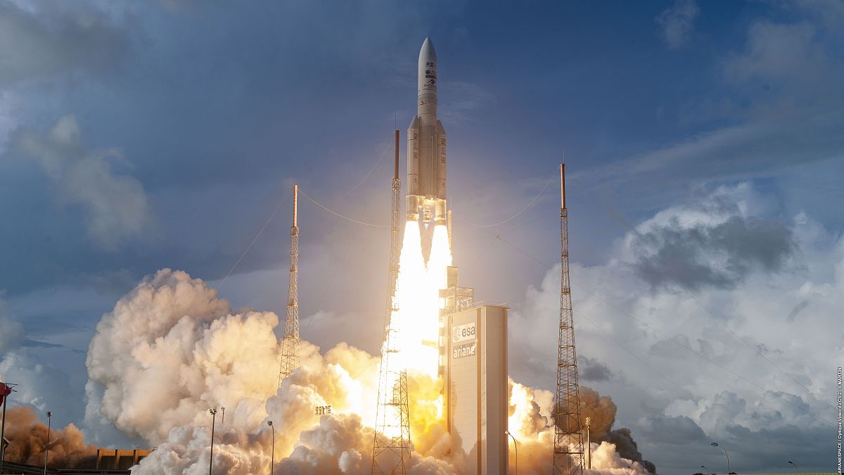 The Ariane-5 launcher takes off in 2022