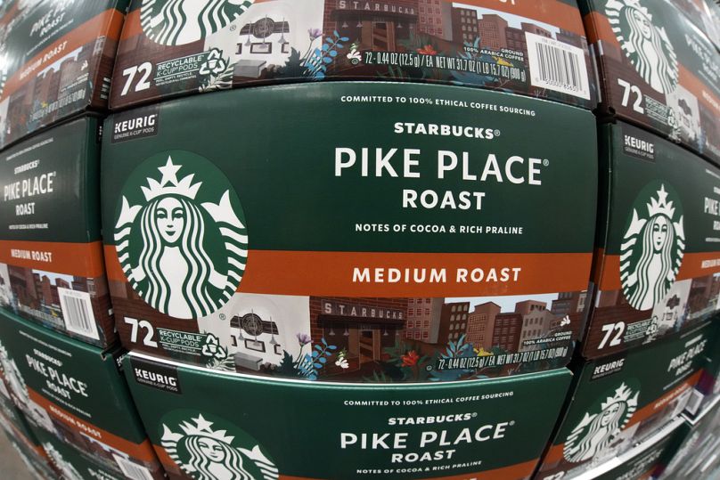 Kapsułki Starbucks Pike Place Roast K-Cup są wystawione w magazynie Costco.