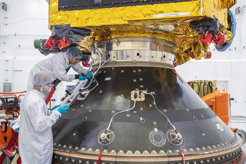Kosmiczny teleskop Euclid przygotowywany do wystrzelenia z Cape Canaveral na Florydzie, czerwiec 2023 r