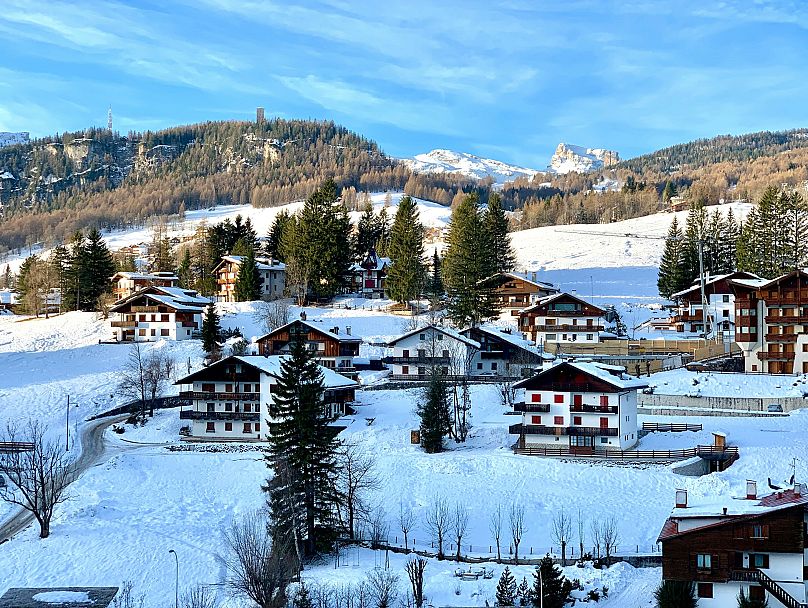 Widok na kultowe stoki Cortina d'Ampezzo we Włoszech