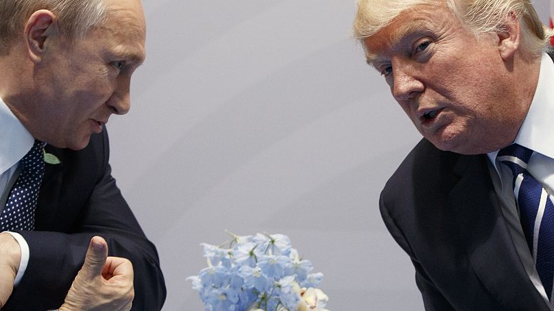 Donald Trump i Władimir Putin na szczycie G20 w Hamburgu, Niemcy, piątek, 7 lipca 2017 r.