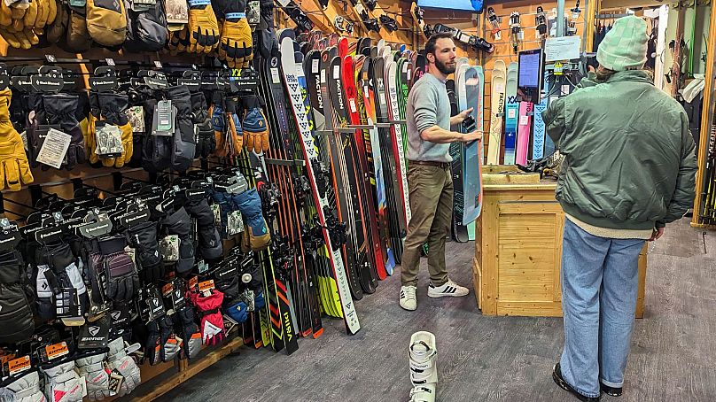 Antoine Ski oferuje wypożyczalnię sprzętu w Avoriaz.