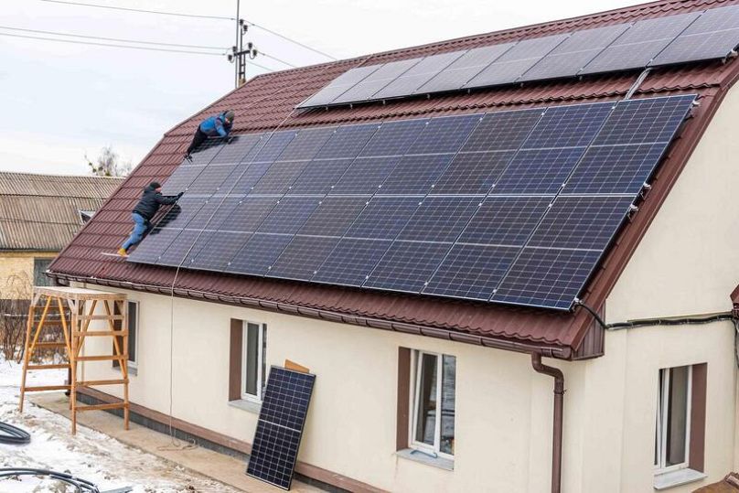 Gmina w Horence wyremontowała swój szpital, instalując panele słoneczne, magazyny energii i pompę ciepła.