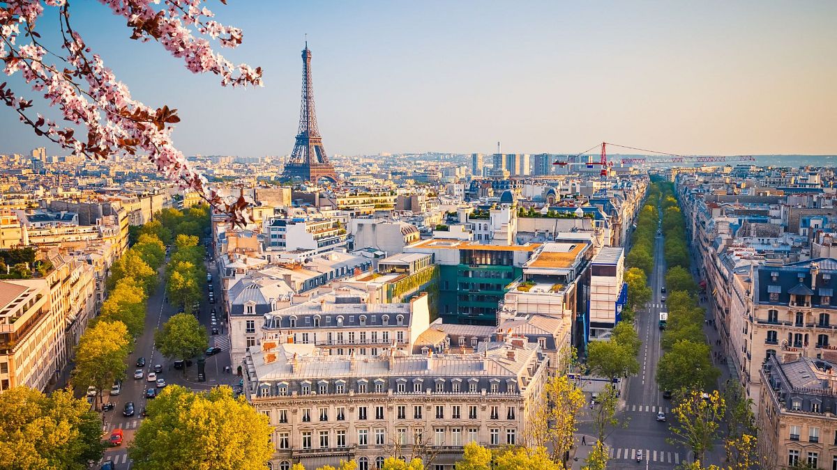 Stay on budget in the French capital with our insider tips on saving money on your Paris trip