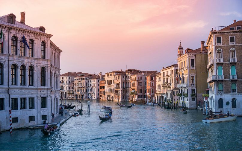 Długo dyskutowana opłata za wstęp do Wenecji zacznie wreszcie obowiązywać na okres próbny wiosną 2024 r.
