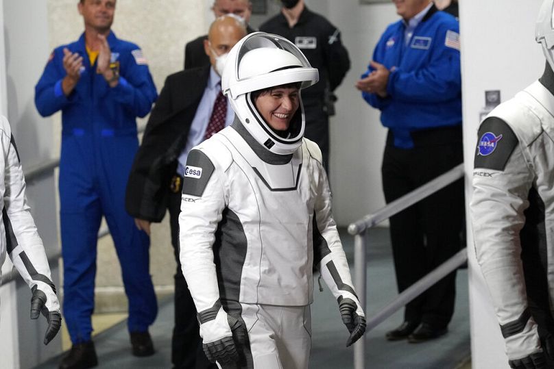 Astronautka Europejskiej Agencji Kosmicznej Samantha Cristoforetti z Włoch w Centrum Kosmicznym im. Kennedy'ego w Cape Canaveral na Florydzie, kwiecień 2022 r.