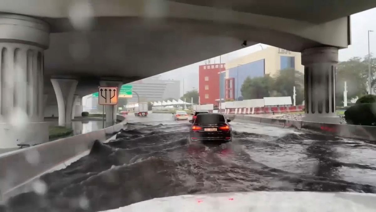 Floods Dubai.