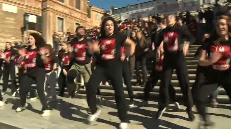 Protest taneczny One Billion Rising w Rzymie