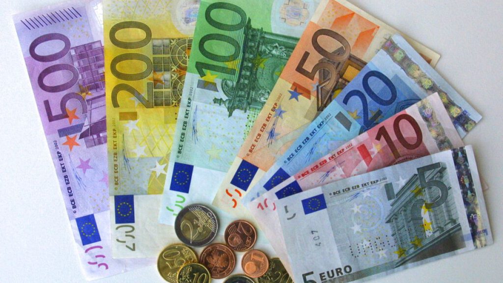 Twenty-two of the 27 EU states have a minimum wage
