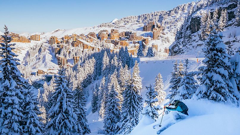 Avoriaz to specjalnie wybudowana wioska narciarska we francuskich Alpach.