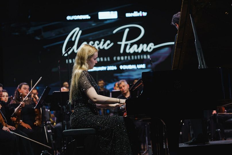 Anastasiia Kliuchereva występuje na finale Classic Piano 2024 w Zabeel Theatre w Dubaju