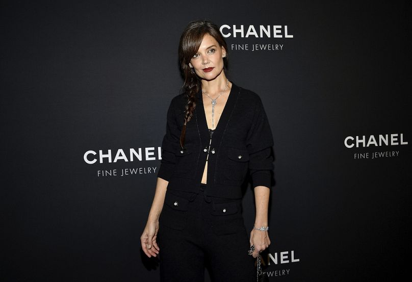 Katie Holmes na uroczystym otwarciu flagowego butiku Chanel Watches and Fine Jewelry przy Fifth Avenue 7 lutego 2024 r. w Nowym Jorku.