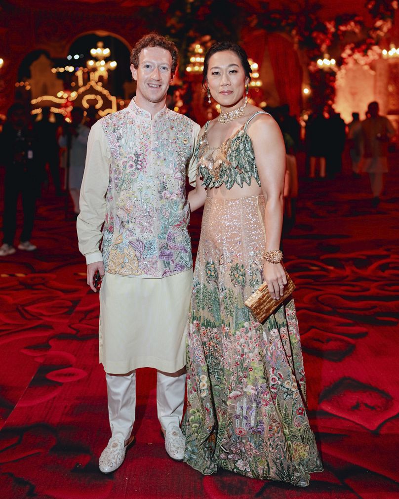 Mark Zuckerberg i Priscilla Chan na przyjęciu przedślubnym w Jamnagar w Indiach.