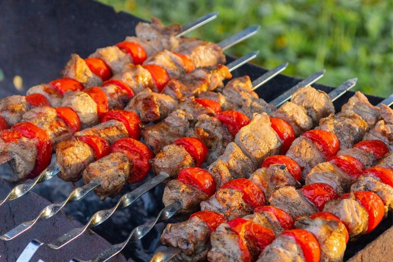 Szaszłyk, czyli szaszłyki i grillowane mięso, to ulubione danie Kazachstanu