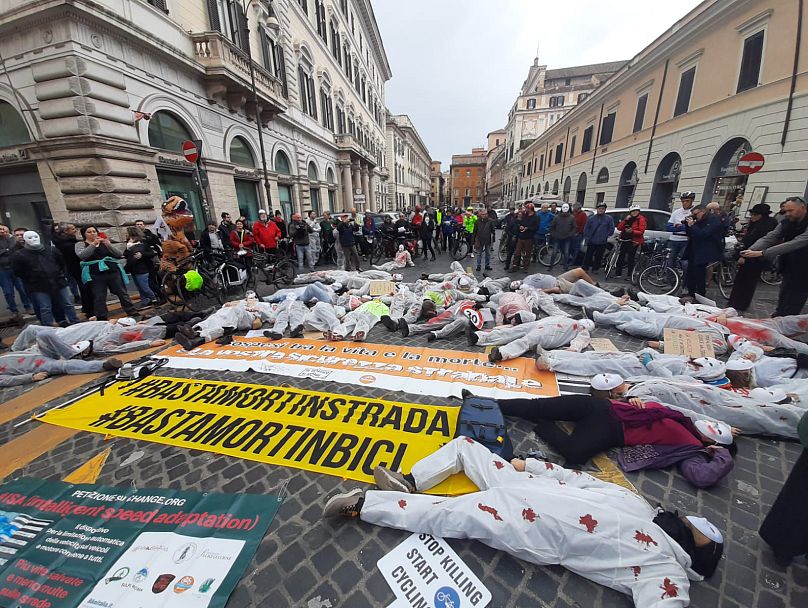 Na początku tego miesiąca protestujący organizują demonstrację przeciwko reformie kodeksu drogowego w Rzymie.