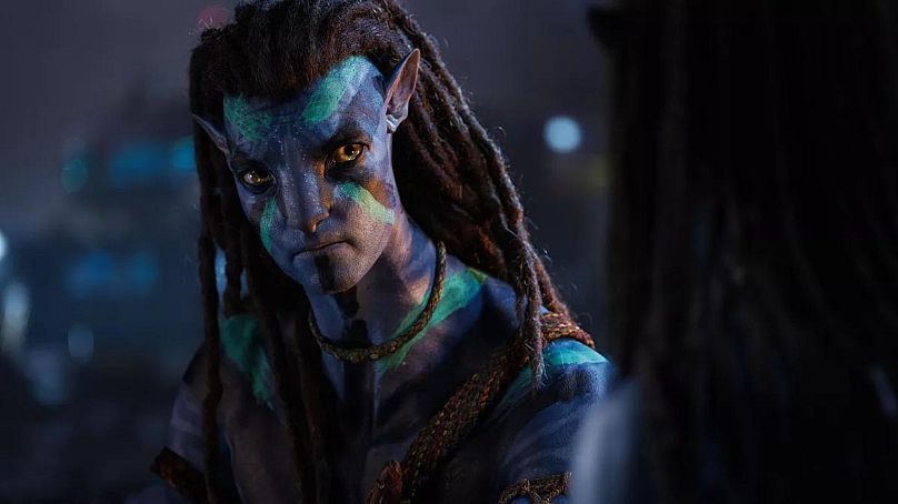Sam Worthington w Avatarze: Droga wody (2022)