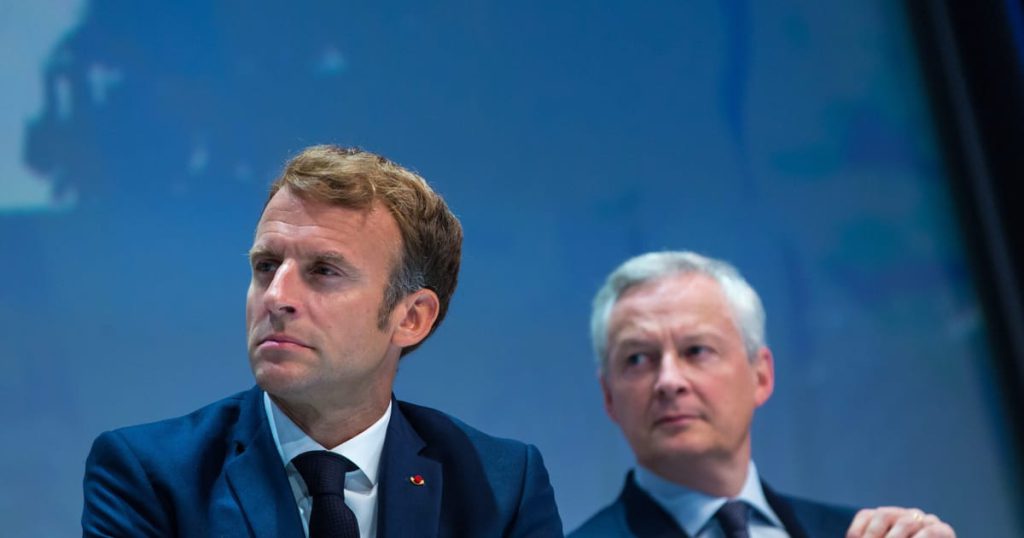 Macron i Le Maire zaostrzają się w obliczu problemów fiskalnych Francji