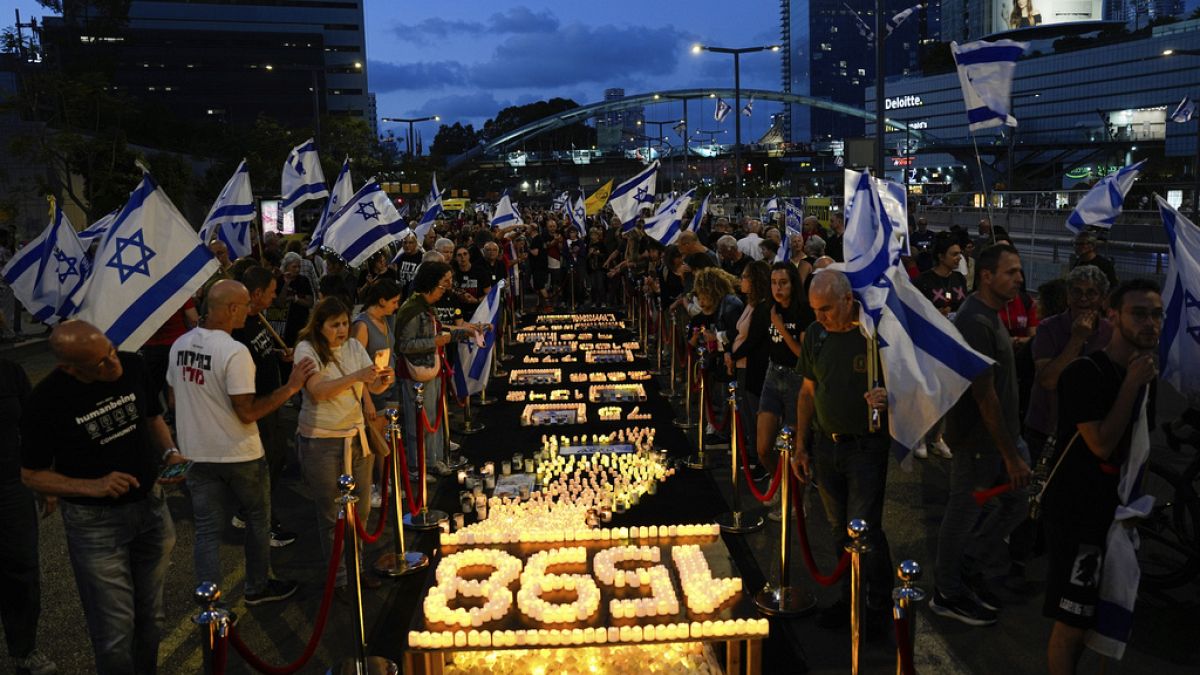 People protest against Israeli Prime Minister Benjamin Netanyahu