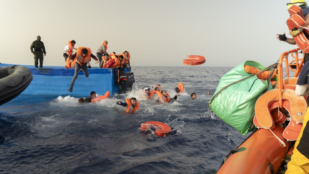 Rescue personnel of the SOS Mediterranee