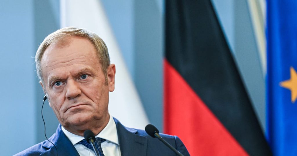 Księża, patronat i władza: Tusk z Polski ściga swoich politycznych wrogów