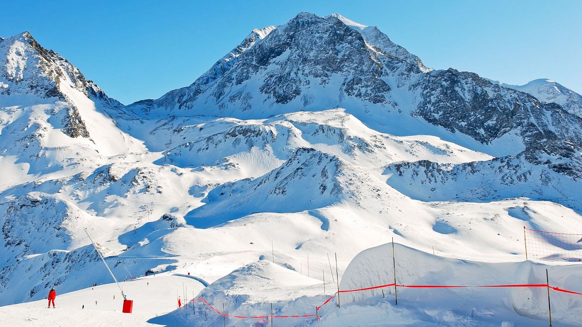 Eurostar Snow offers a sustainable route to the Paradiski ski area.