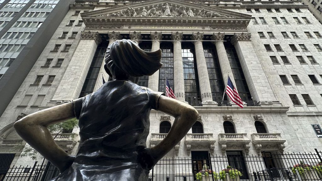 The Fearless Girl statue stands in front of the New York Stock Exchange