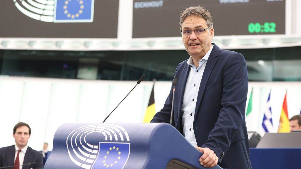 MEP Peter Liese debates the planned 2040 emissions reduction target in February with EU climate commissioner Wopke Hoekstra (in background)