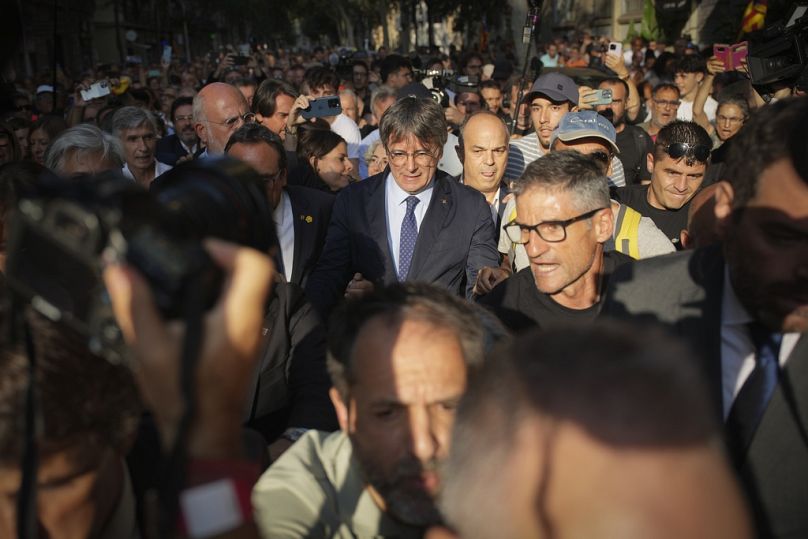 Carles Puigdemont a su llegada al Arco del Triunfo w Barcelonie. 