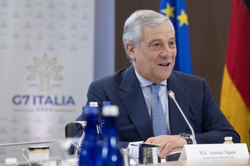 Minister spraw zagranicznych Włoch Antonio Tajani przemawia podczas spotkania z członkami G7 w czwartek 11 lipca 2024 r. w ramach szczytu NATO w Waszyngtonie.