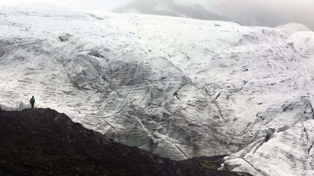 A photo of a glacier