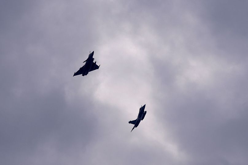 Serbia podpisze umowę na zakup 12 francuskich myśliwców Rafale, co będzie oznaczało odejście od tradycyjnego dostawcy sprzętu wojskowego – Rosji. 