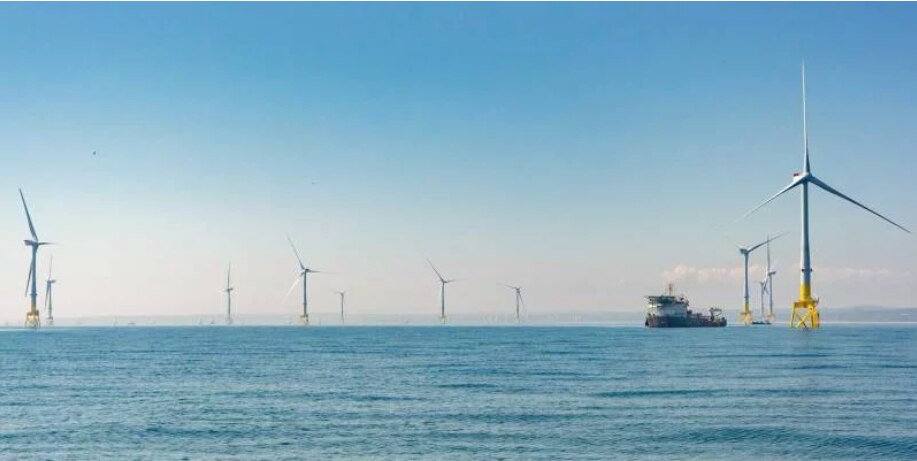 Europejskie Centrum Rozmieszczenia Morskiej Energii Wiatrowej.